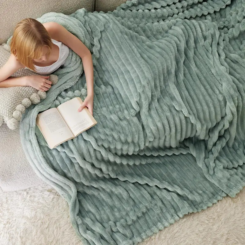 Premium Shaggy Ribbed Faux Fur Cozy Blanket